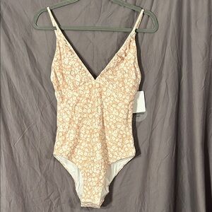 Lost + Wander Floral One Piece Swimsuit - Cream and White